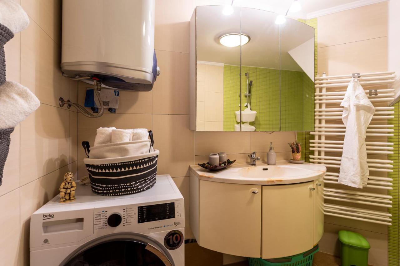 Apartman Ember Pula Luaran gambar